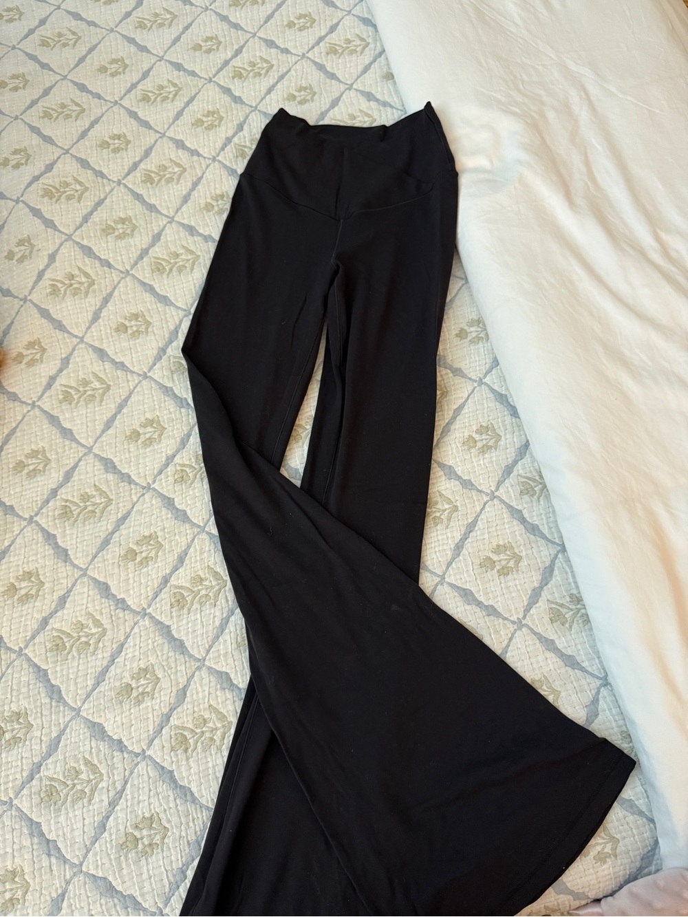 aerie Black High-Waist Flare Leggings